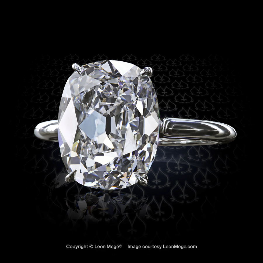 Leon Megé Princessa™ cathedral solitaire showcasing True Antique™ cushion diamond r6534