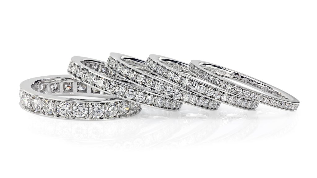 Leon Megé 101™ bright-cut pave eternity bands collection in platinum with ideal-cut diamonds r6043