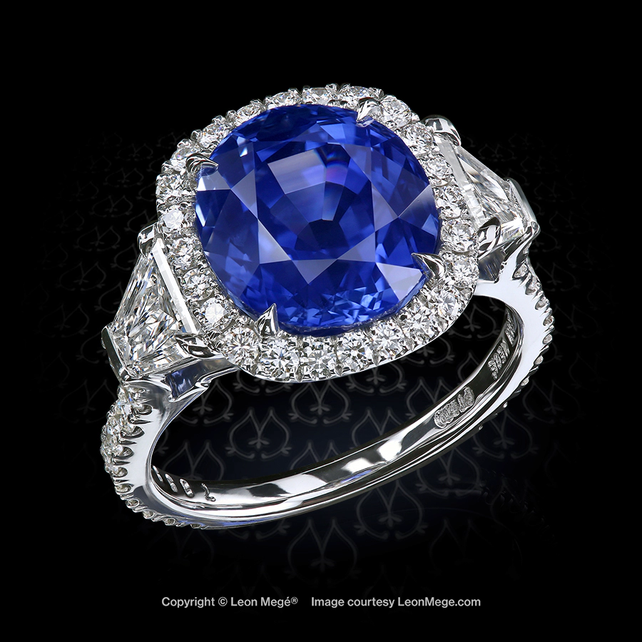Leon Megé Montpassier™ three-stone ring featuring a vibrant blue sapphire and diamonds r7859
