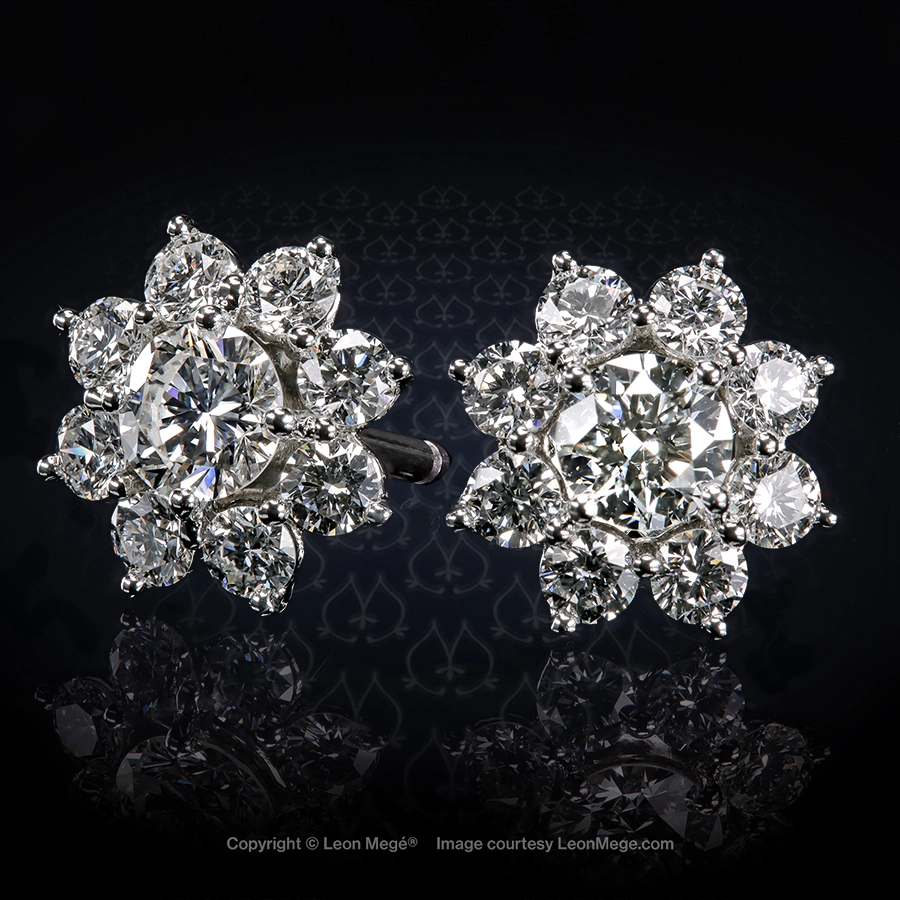 Leon Mégé "Ollie" diamond cluster studs with round brilliant cutnatural diamonds in eighteen karat white gold e8923